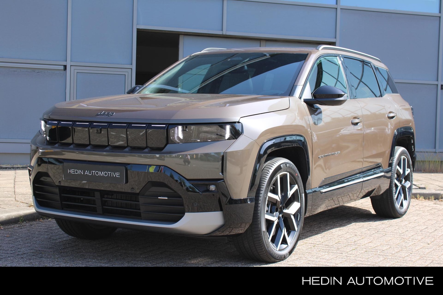 Jeep Compass - First Edition 74 kWh | Schuif/ Kanteldak | Lederen bekleding | Premium Sound system | Rond - AutoWereld.nl