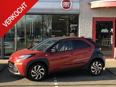 Toyota Aygo X - 1.0 VVT-i S-CVT Pulse AUTOMAAT|AIRCO|APPLE/ANDROID|CAMERA|STOELVERWARMING|17"
