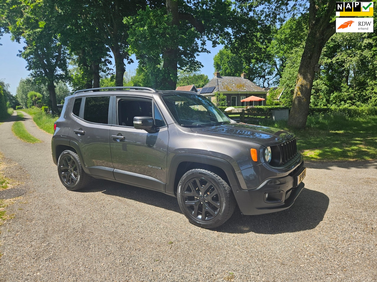 Jeep Renegade - 1.4 MultiAir Night Eagle II Limited 1.4 MultiAir Night Eagle II Limited - AutoWereld.nl