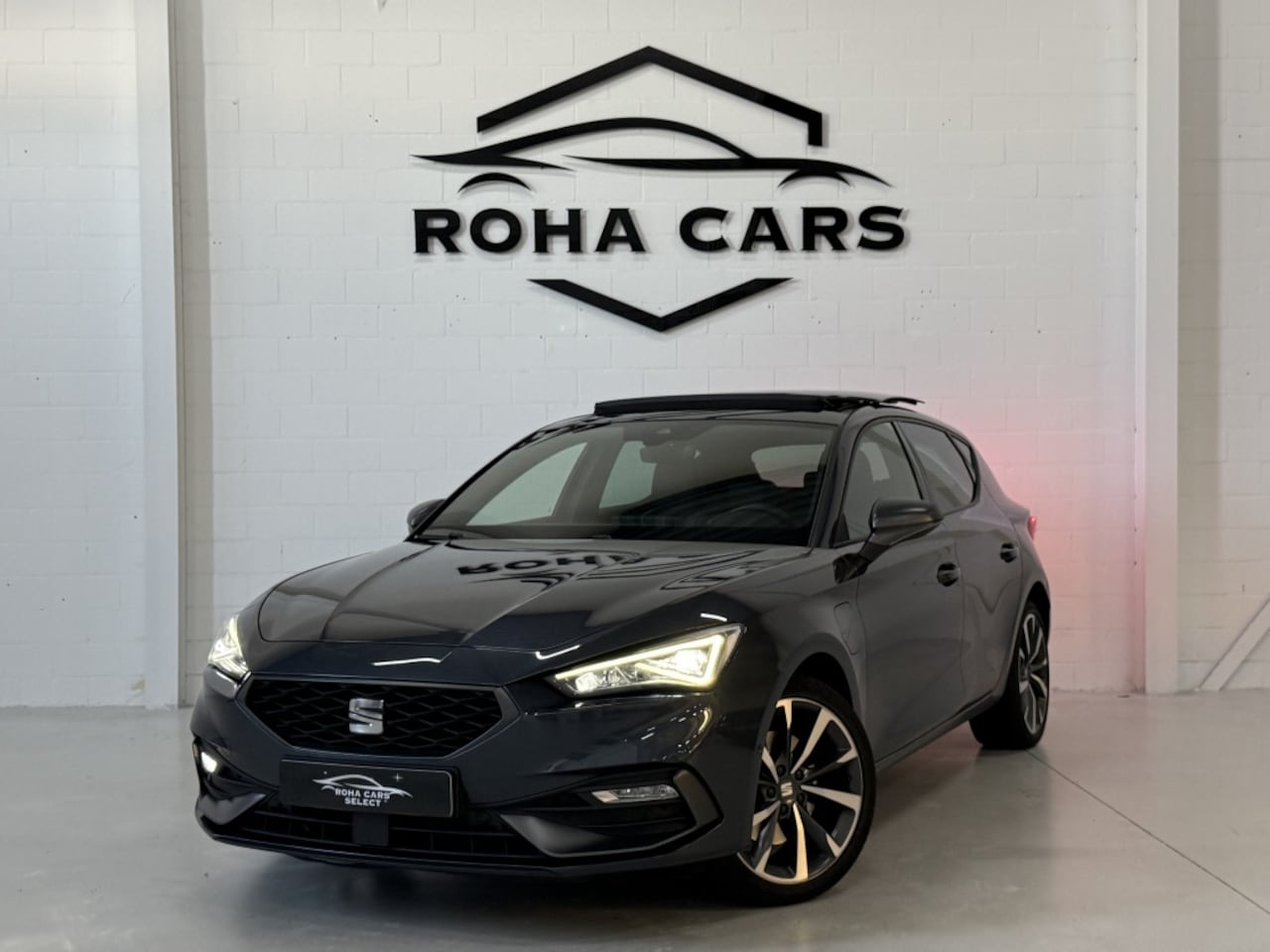 SEAT Leon - 1.4 TSI eH PHEV FRBI*Pano*Stuur/stoelverwarming*Memory* - AutoWereld.nl
