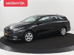 Kia Cee'd - Ceed 1.0 T-GDi ComfortLine | Adaptive cruise | Carplay | Camera | DAB | Climate control |