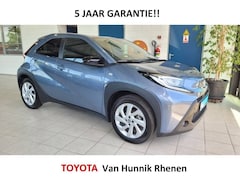 Toyota Aygo X - 1.0 VVT-i First Automaat | Aplle/Android | Stoelverw | LED | Cam