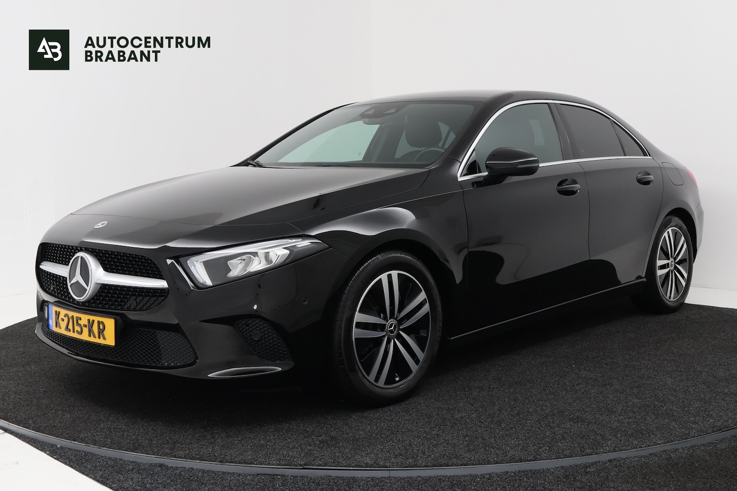 Mercedes-Benz A-klasse - 180 Business Solution Luxury (SFEERVERLICHTING, TREKHAAK UITKLAPBAAR, STOELVERWARMING, 1e - AutoWereld.nl