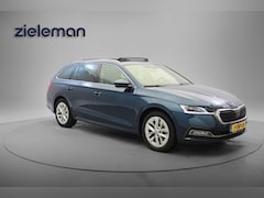 Skoda Octavia Combi - 1.5 TSI First Edition - Panorama, Digitaal Cockpit, Carplay, Stoelverw. Trekhaak