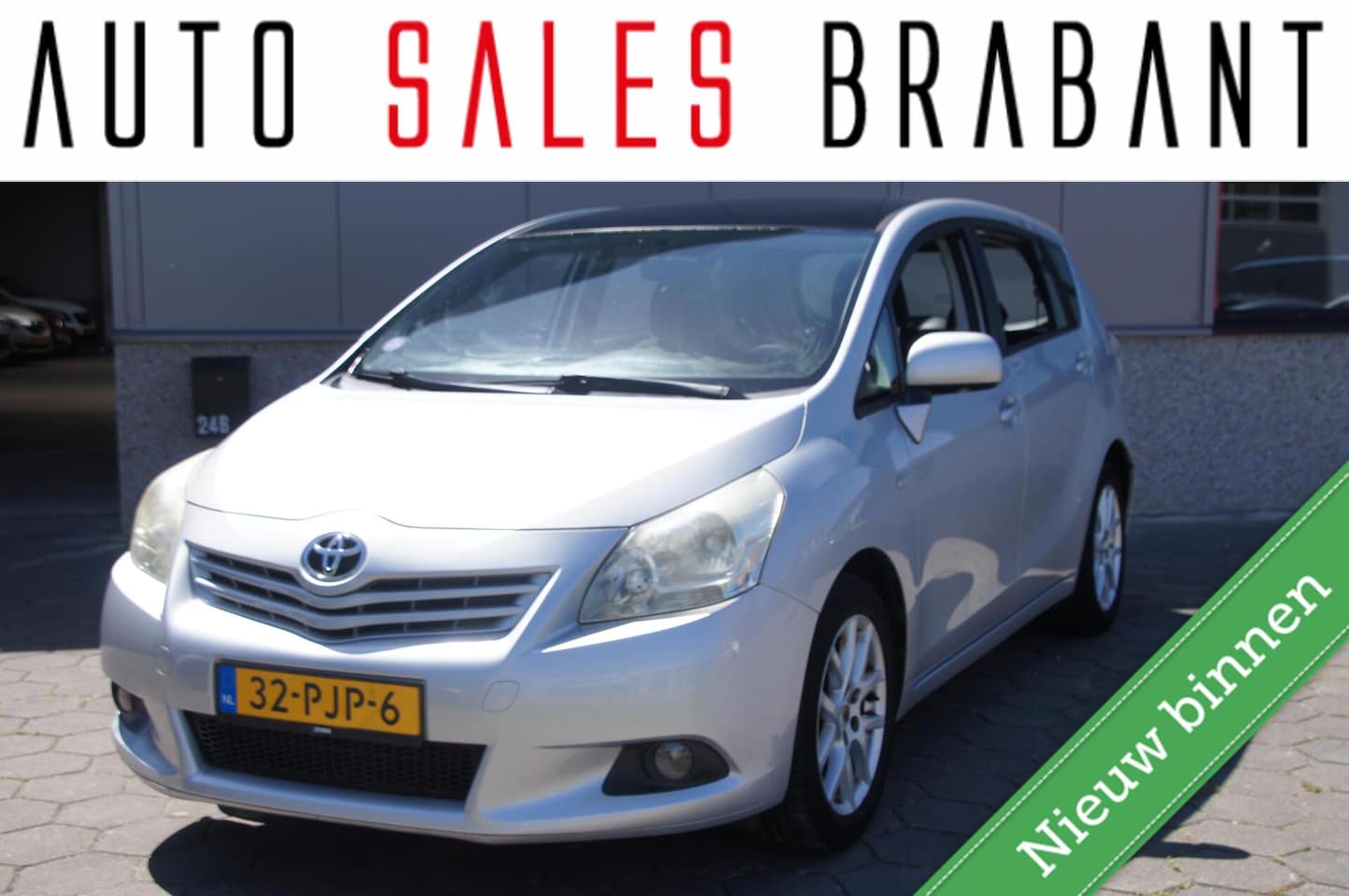 Toyota Verso - 1.6 VVT-i Business 1.6 VVT-i Business - AutoWereld.nl