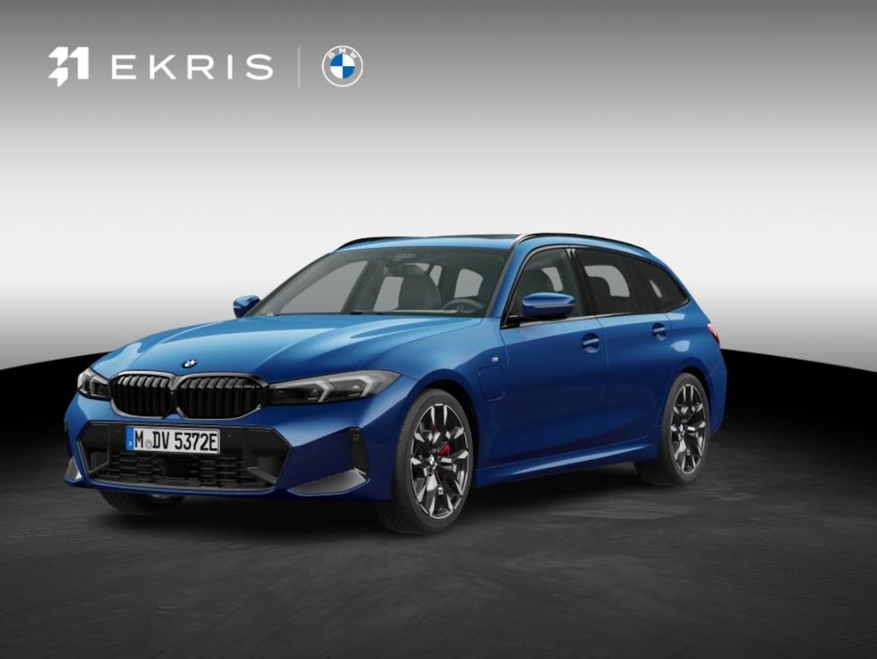 BMW 3-serie Touring - 330e Individual Lak | M Sportpakket Pro | Innovation Pack | Comfort Pack | Trekhaak | Pano - AutoWereld.nl