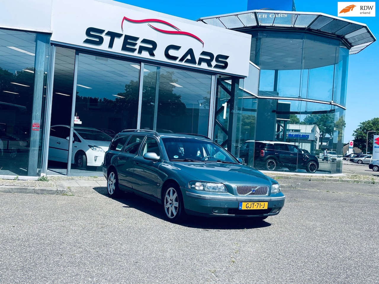 Volvo V70 - 2.4 Bi-Fuel Edition II|Automaat|7Pesrsoon|Airco|Leder|Trekhaak| - AutoWereld.nl