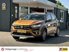 Dacia Sandero Stepway - 1.0 TCe Comfort Automaat Trekhaak Camera Keyless