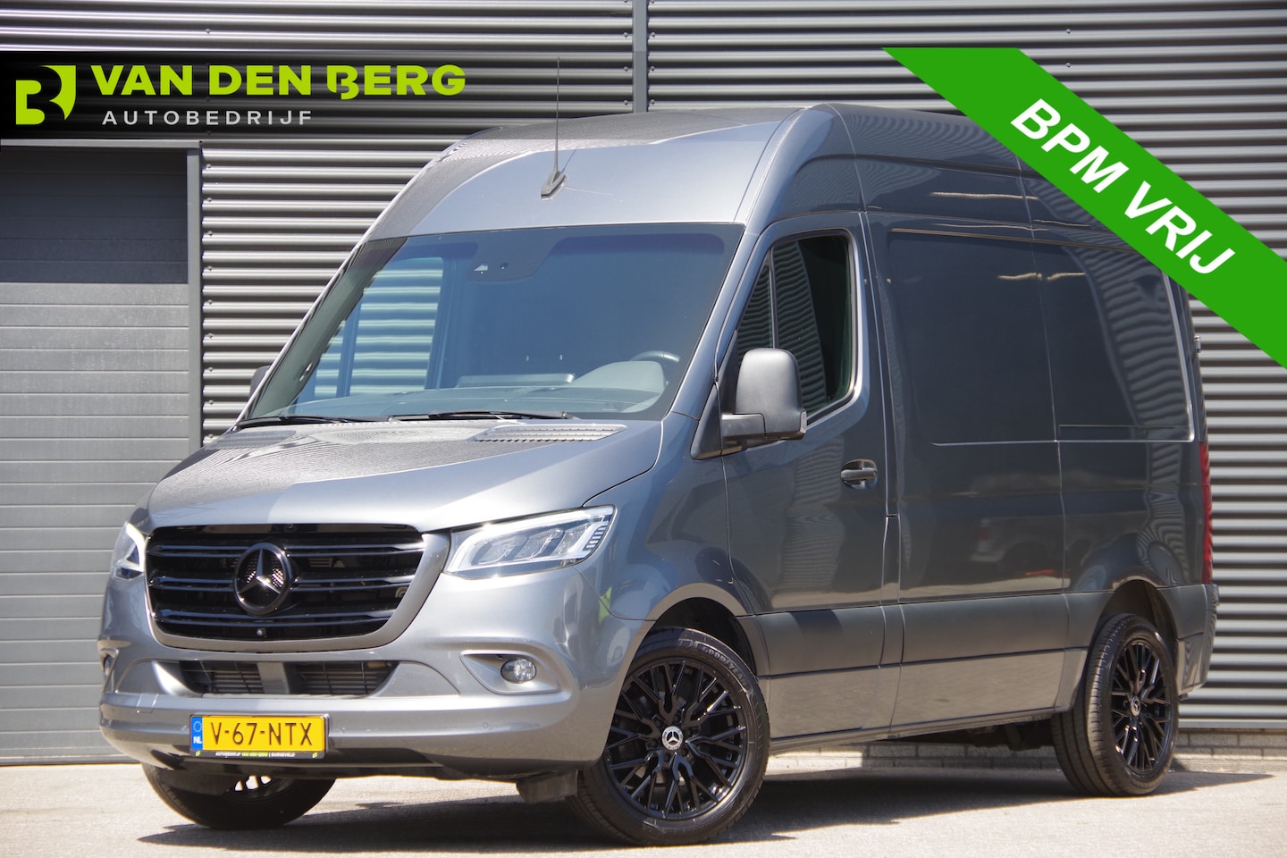 Mercedes-Benz Sprinter - 214 2.2 CDI L1H2 AUT. LED, MBUX 10'', 2T TREKGEWICHT, 360 CAMERA, STOELVERWARMING, CRUISE, - AutoWereld.nl