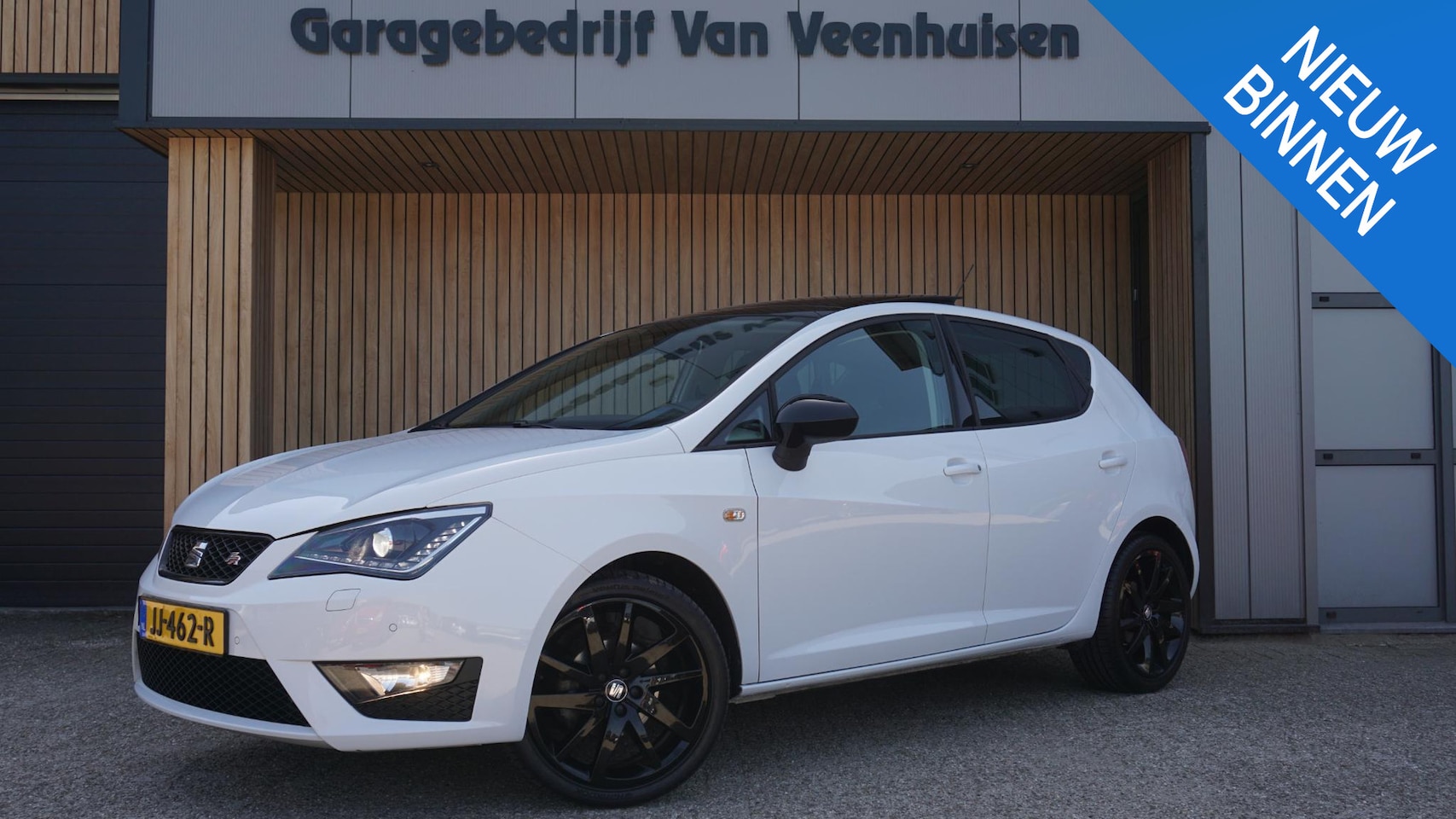 SEAT Ibiza - 1.0 TSI 95pk FR Connect 5Drs Pano.Dak Seat Sound Leder/Alcantara 17inch LM Xenon/LED *NL a - AutoWereld.nl