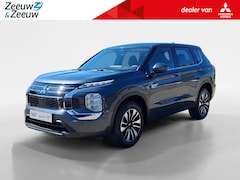Mitsubishi Outlander - 2.4 PHEV Pure 4.000 euro korting |Navigatie | Airco/ECC | L.M.Velgen | 8 jaar garantie