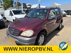 Mercedes-Benz ML-klasse - 320 6cil benzine automaat airco 4x4