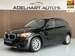 BMW X1 - SDrive18i Executive Automaat / Navigatie full map / Cruise control / Climate control / etc
