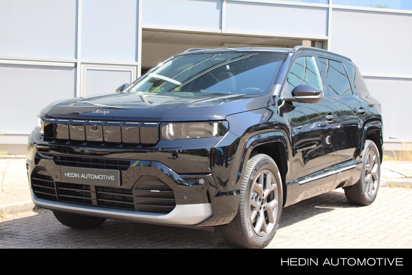 Jeep Compass - 1.2 e-Hybrid First Edition | Panoramadak | Focal audio | Lederen bekleding | Alleen beschi - AutoWereld.nl