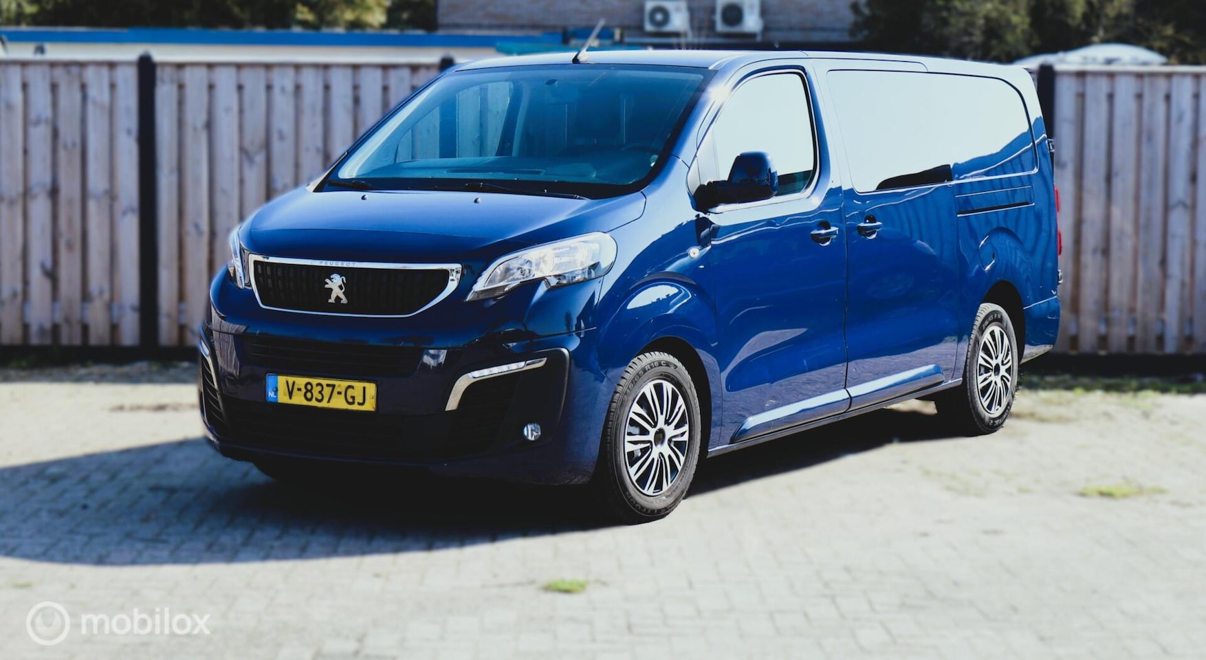 Peugeot Expert - Bestel 2.0 BlueHDI 120 Comfort dubbel cabine - AutoWereld.nl