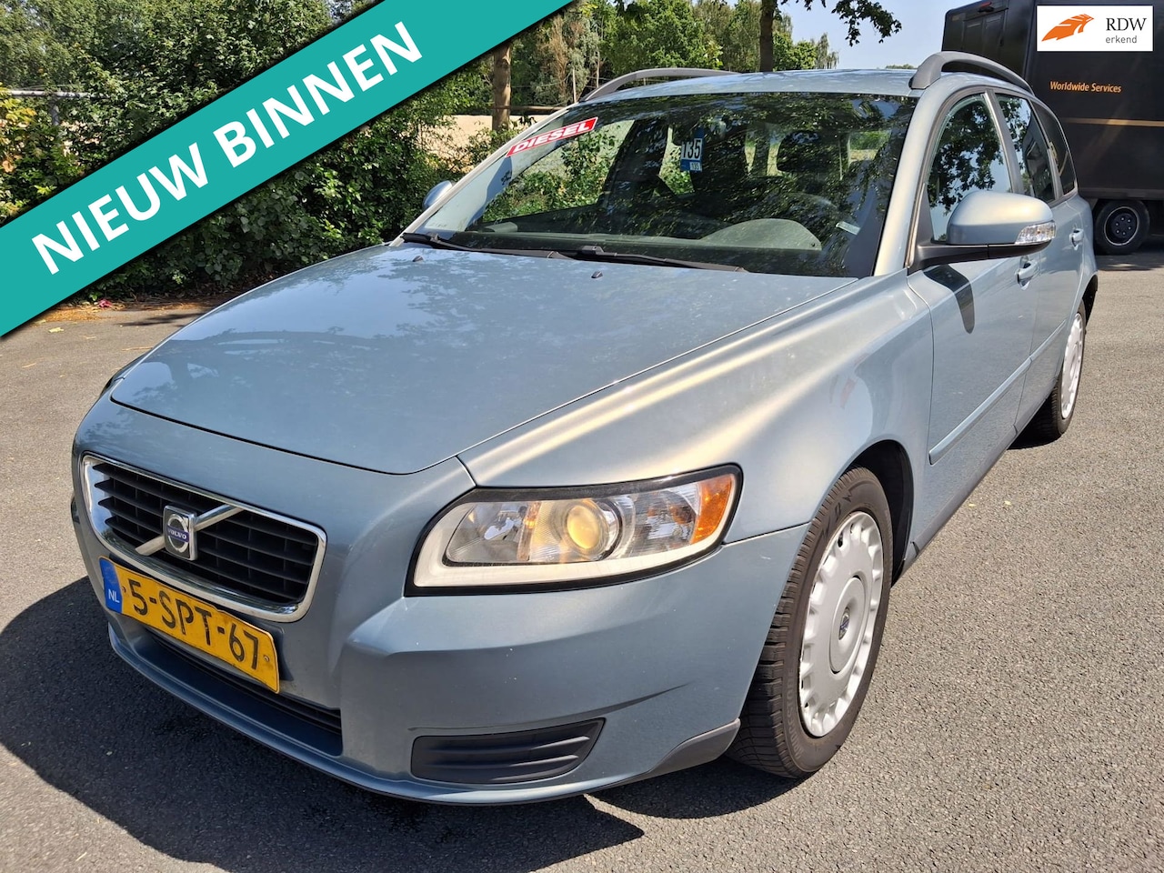 Volvo V50 - 2.0D Momentum LEUKE AUTO RIJDT EN SCHAKELT GOED - AutoWereld.nl