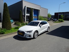 Audi A3 Sportback - 30 TFSI Attitude LED Sportstoelen 100% Onderhouden