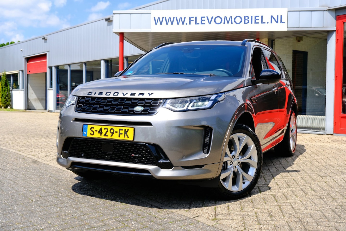 Land Rover Discovery Sport - P300e 1.5 R-Dynamic SE AWD Aut. Leder|LED|Virtual display - AutoWereld.nl