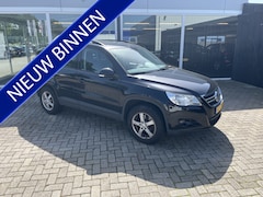 Volkswagen Tiguan - 1.4 TSI Comfort&Design Lmv / Cruise / Airco