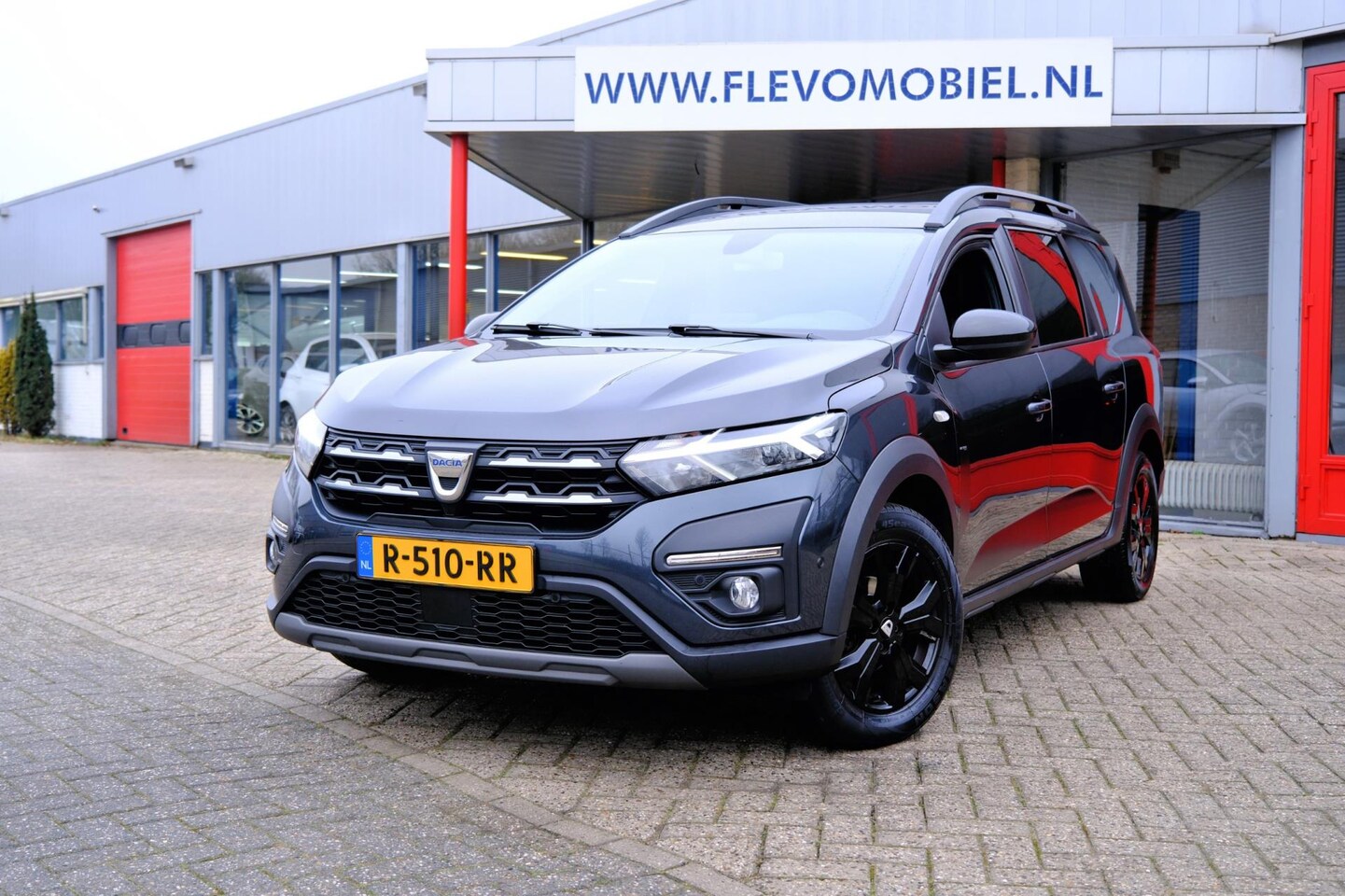 Dacia Jogger - 1.0 TCe 100 Bi-Fuel/LPG-G3 Extreme Navi|1e Eig|Cam|LED|Clima|LMV - AutoWereld.nl