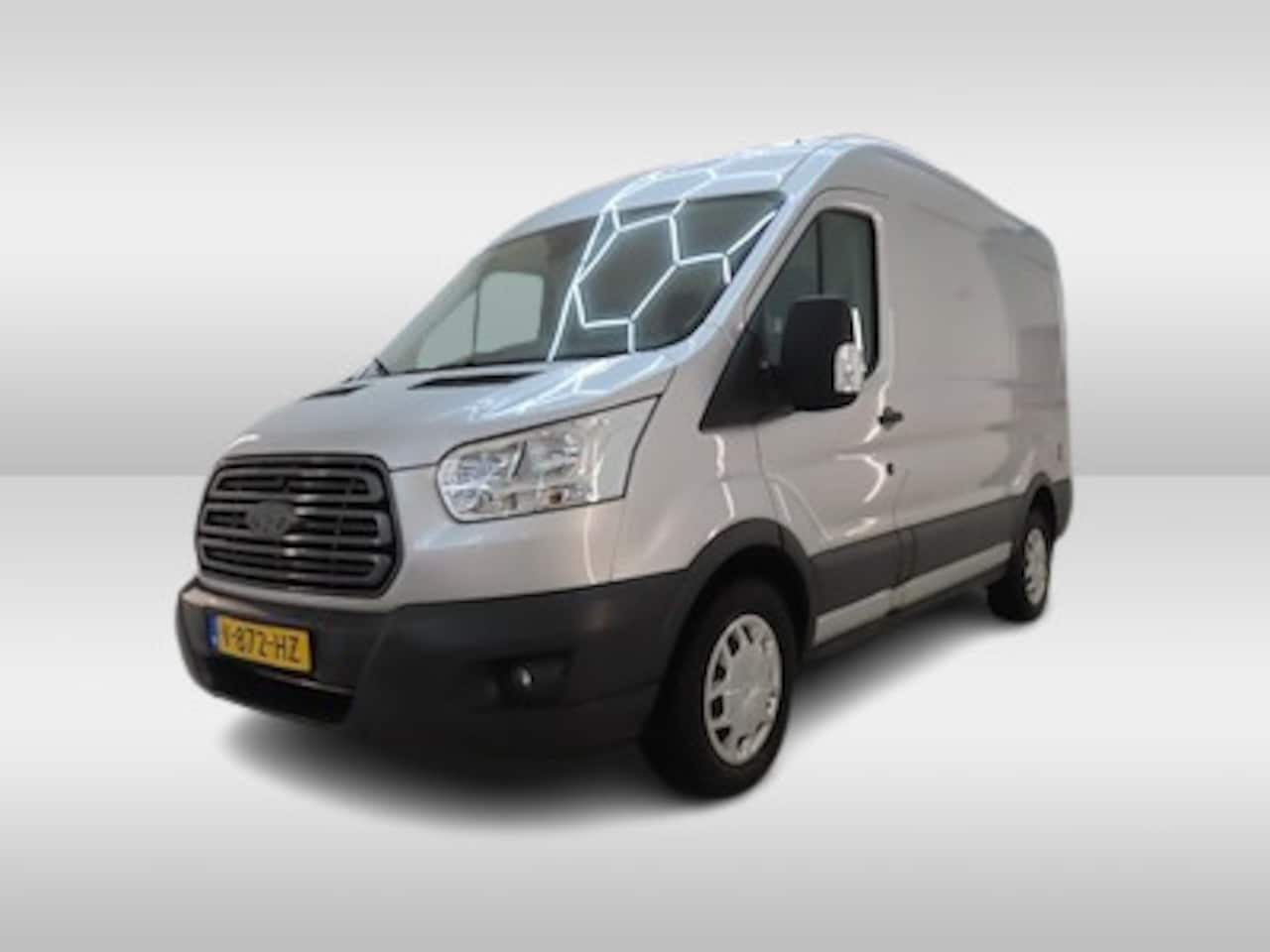 Ford Transit - 2.0 TDCI L2 H2 Trend Automaat Inrichting - AutoWereld.nl
