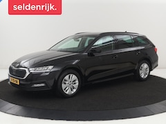 Skoda Octavia - 1.0 e-TSI Business Edition | Trekhaak | Adaptive cruise | Carplay | Navigatie | Keyless |