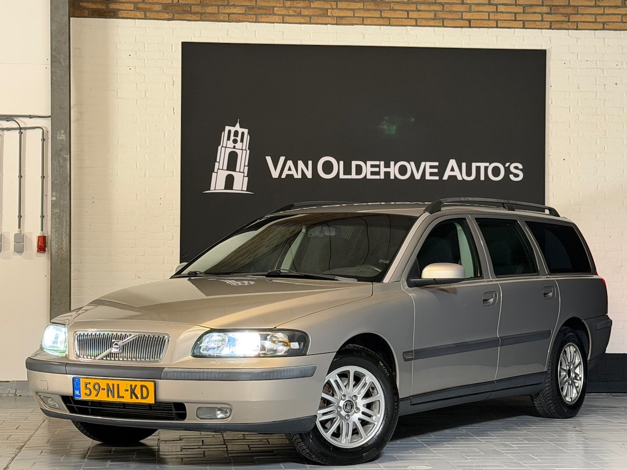 Volvo V70 - 2.4 Automaat - AutoWereld.nl