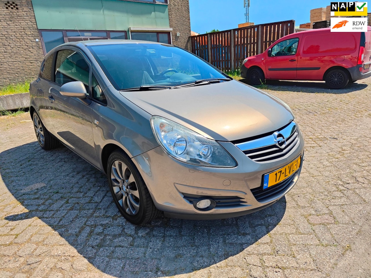 Opel Corsa - 1.4-16V '111' Edition 1.4-16V '111' Edition - AutoWereld.nl