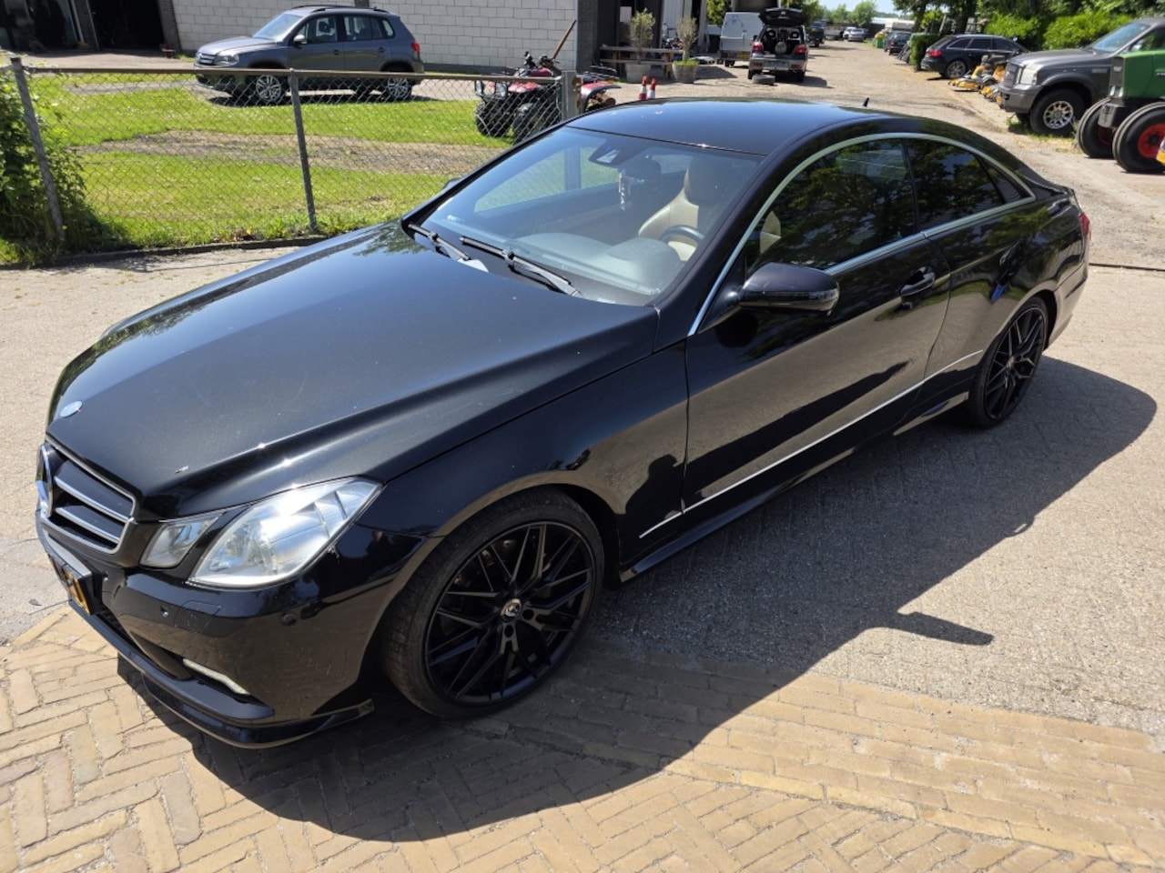 Mercedes-Benz E-klasse Coupé - 350 CDI Elegance AMG Pakket - AutoWereld.nl