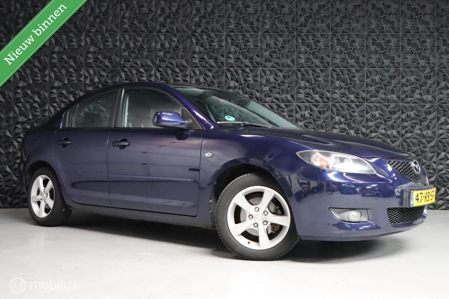 Mazda 3 - 1.6 Executive | Airco | Cruise | Elektrische ramen | - AutoWereld.nl