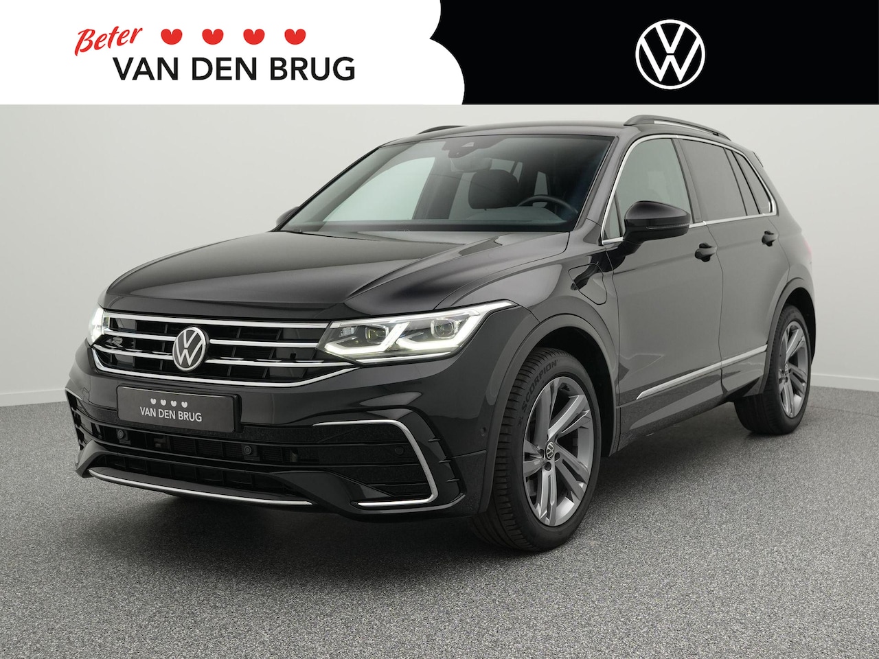 Volkswagen Tiguan - 1.4 TSI eHybrid 245pk R-Line Business | Trekhaak | Matrix IQ Light | Travel Assist | Stoel - AutoWereld.nl
