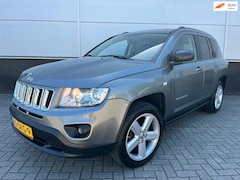 Jeep Compass - 2.4 Limited 4WD Automaat - Airco - schuif/kantel-dak - trekhaak - sensoren - NAP - navi