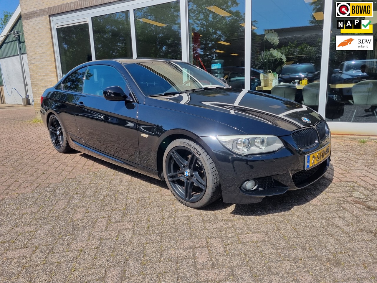 BMW 3-serie Coupé - 320i Corporate Lease Business Line Sport Zeer nette auto!! automaat!! - AutoWereld.nl