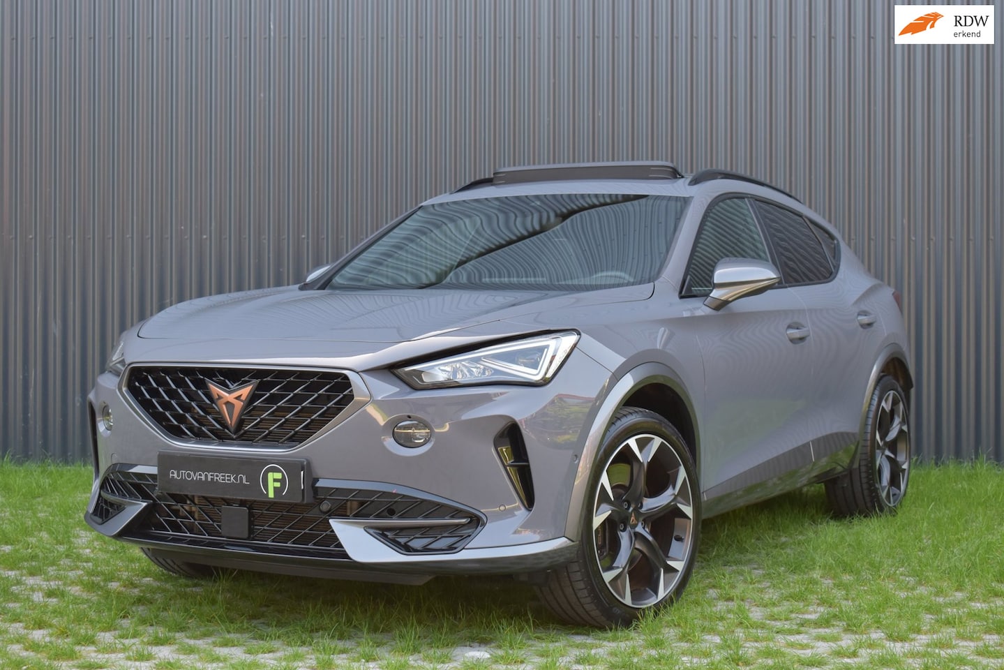 CUPRA Formentor - 2.0 TSI VZ 4DRIVE | PANO | BEATS | MEMORY | TREKHAAK | 1E EIG | DEALER | KUIPSTOELEN | ACC - AutoWereld.nl