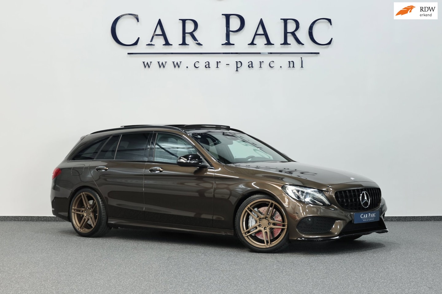 Mercedes-Benz C-klasse Estate - AMG 43 4MATIC 367+PK LED/PANORAMADAK/HALF LEDER+S.VERWARMING/19" LMV/CAM/CRUISE/ECC/12 MND - AutoWereld.nl