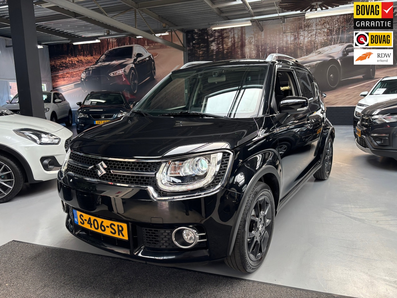 Suzuki Ignis - 1.2 Stijl Intro / Airco / Camera - AutoWereld.nl