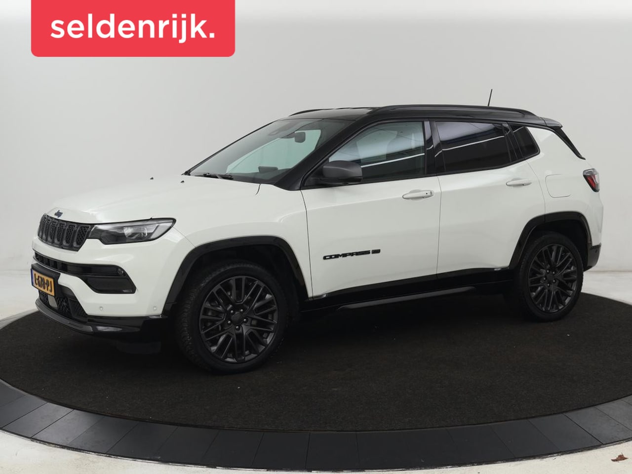 Jeep Compass - 4xe 240 Plug-in Hybrid 80th Anniversary | SOH 80,5% | 360 Camera | Adaptive cruise | Full - AutoWereld.nl