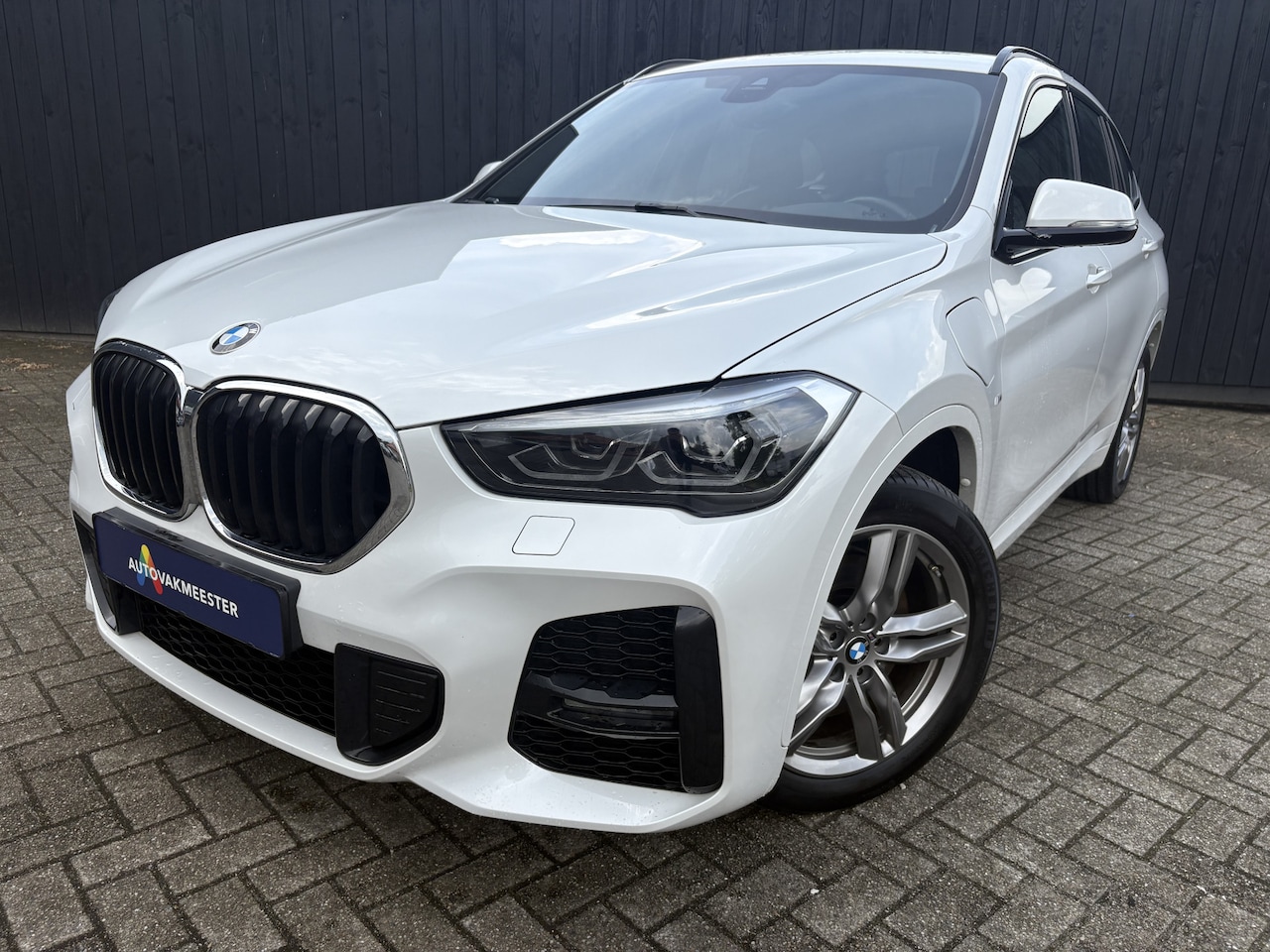 BMW X1 - xDrive25e M-Sport - AutoWereld.nl