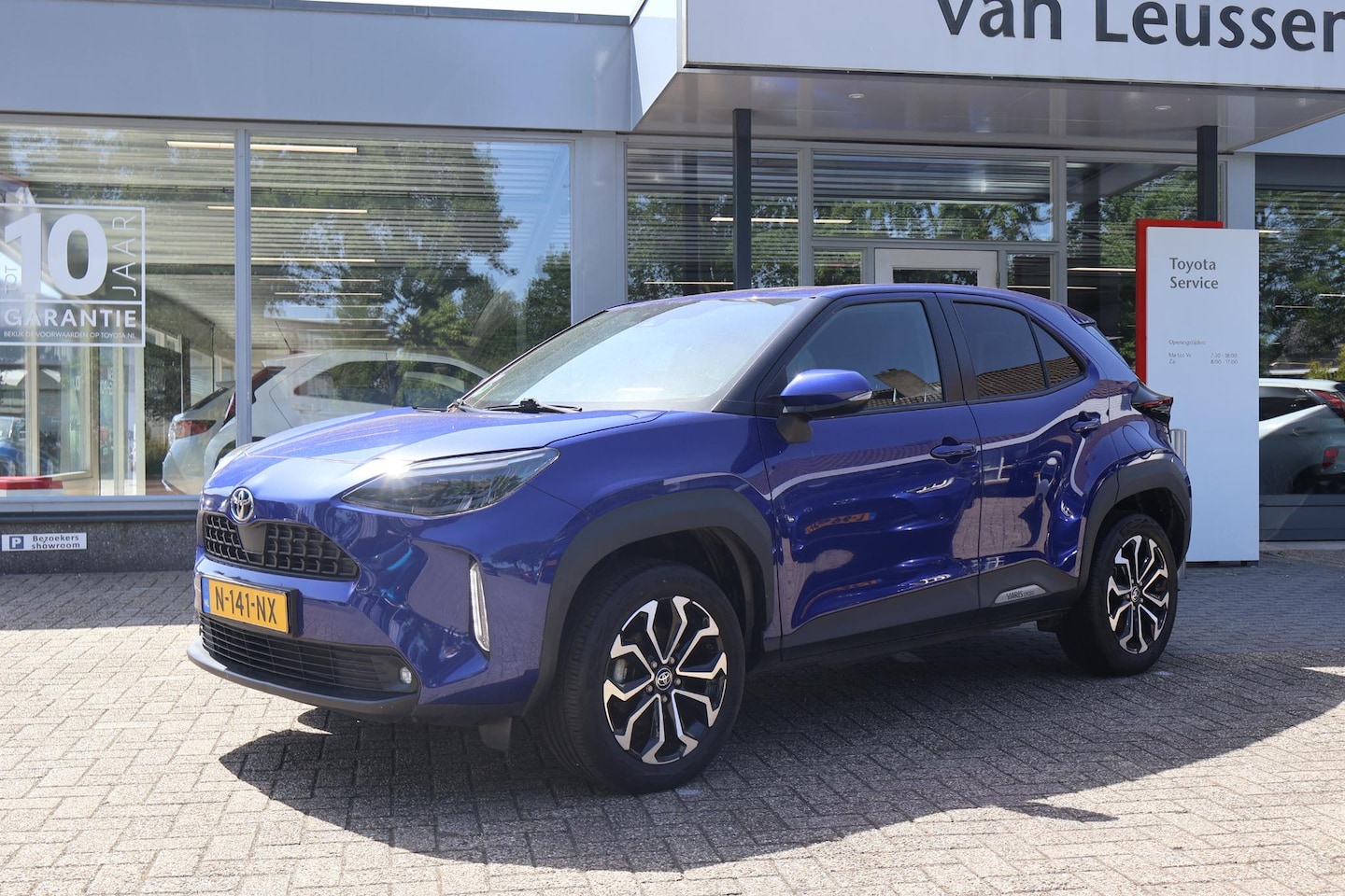 Toyota Yaris Cross - HYBRID 115 FIRST EDITION NAVI CLIMA AD-CRUISE LM-VELGEN KEYLESS APPLE/ANDROID - AutoWereld.nl