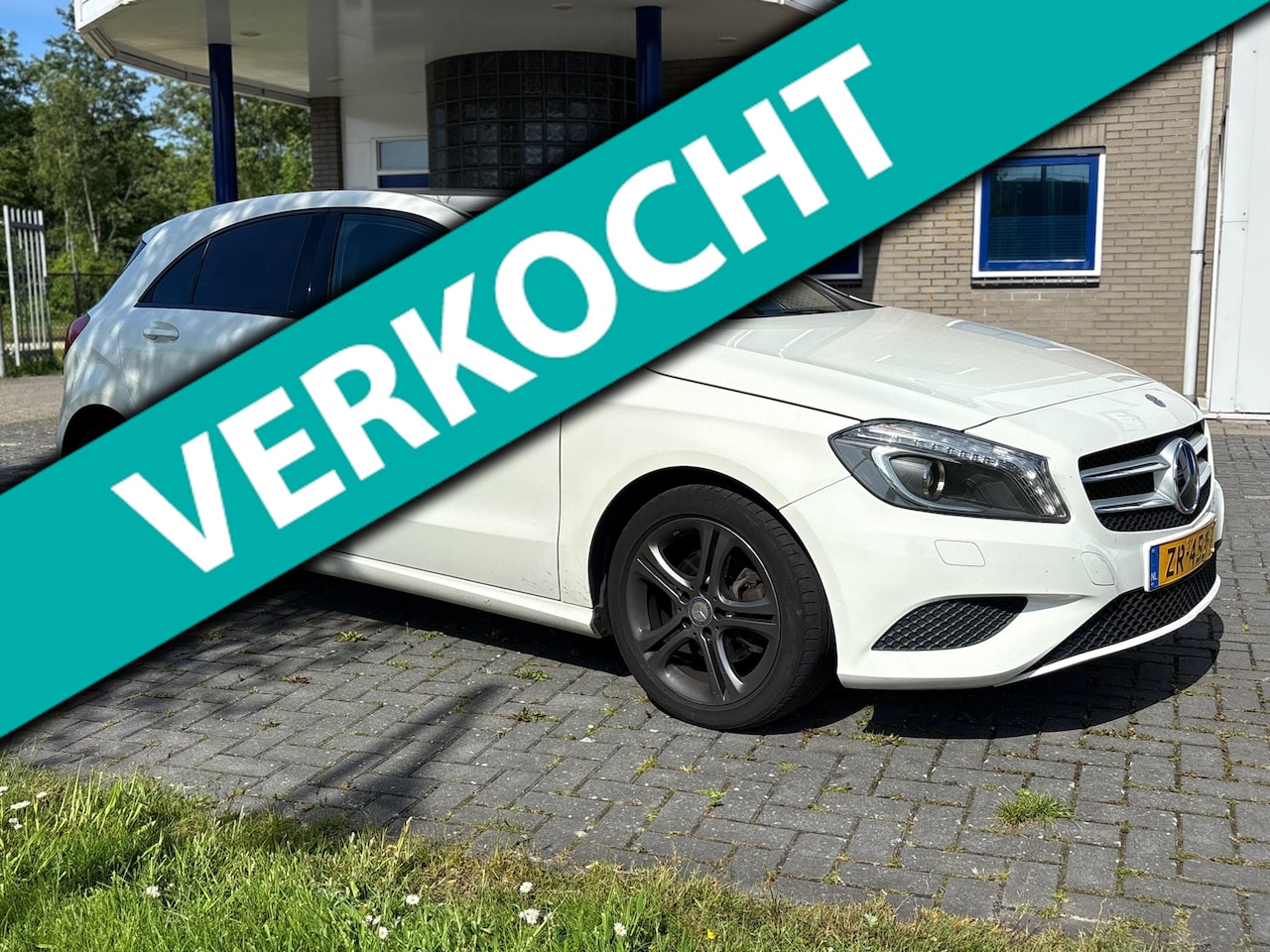 Mercedes-Benz A-klasse - 180 Automaat/Zeer nette/Clima/Apk/Amg velgen - AutoWereld.nl