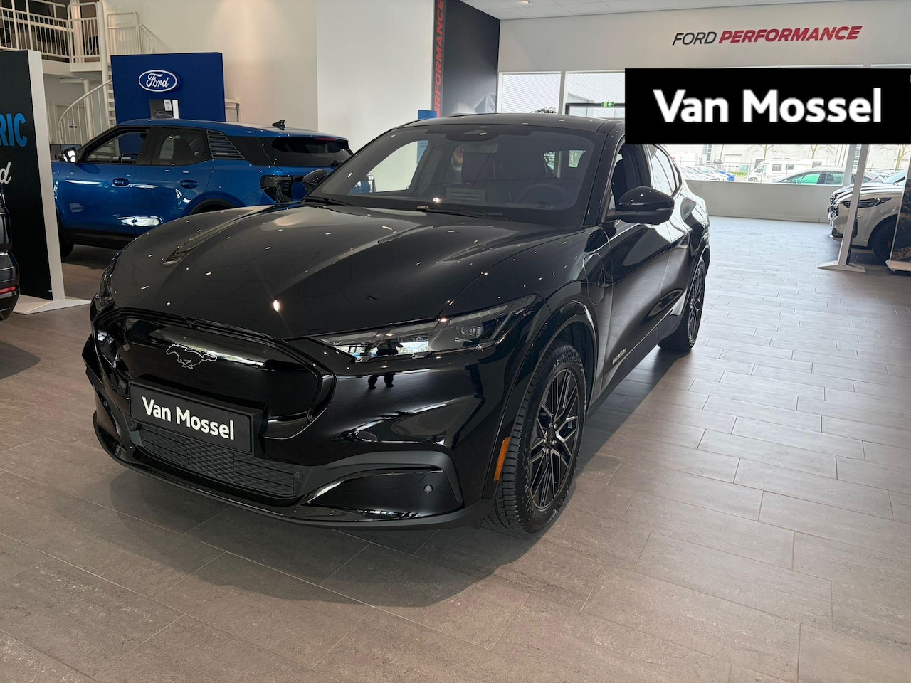 Ford Mustang Mach-E - Extended Premium RWD 88 kWh | VOORRAAD | €2.000,00 KORTING! | PANORAMADAK | TECHNOLOGY PAC - AutoWereld.nl