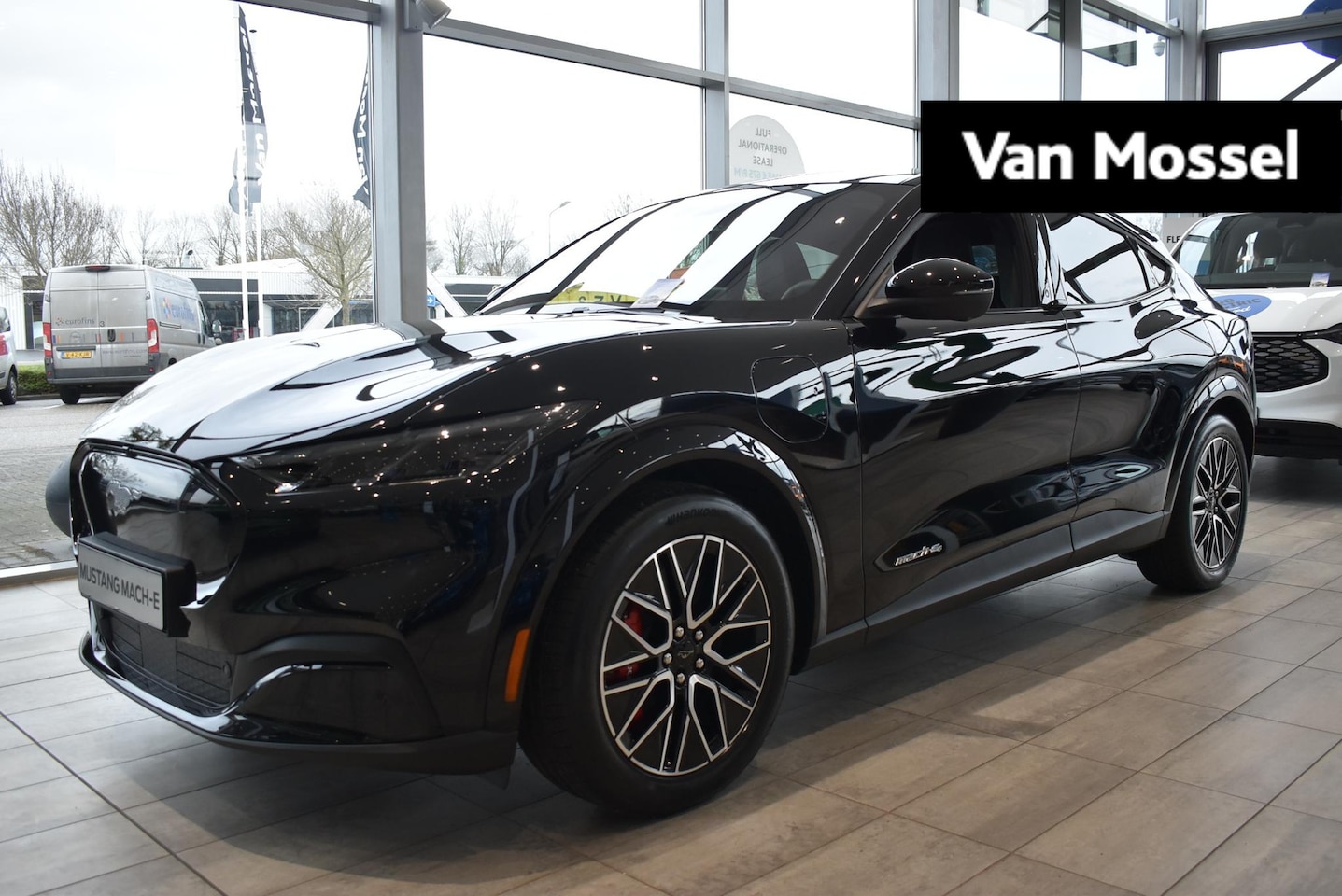 Ford Mustang Mach-E - Extended Premium AWD 98 kWh | Showroom Voorraad | €1000.- Korting | Panoramadak | Incl. Fo - AutoWereld.nl