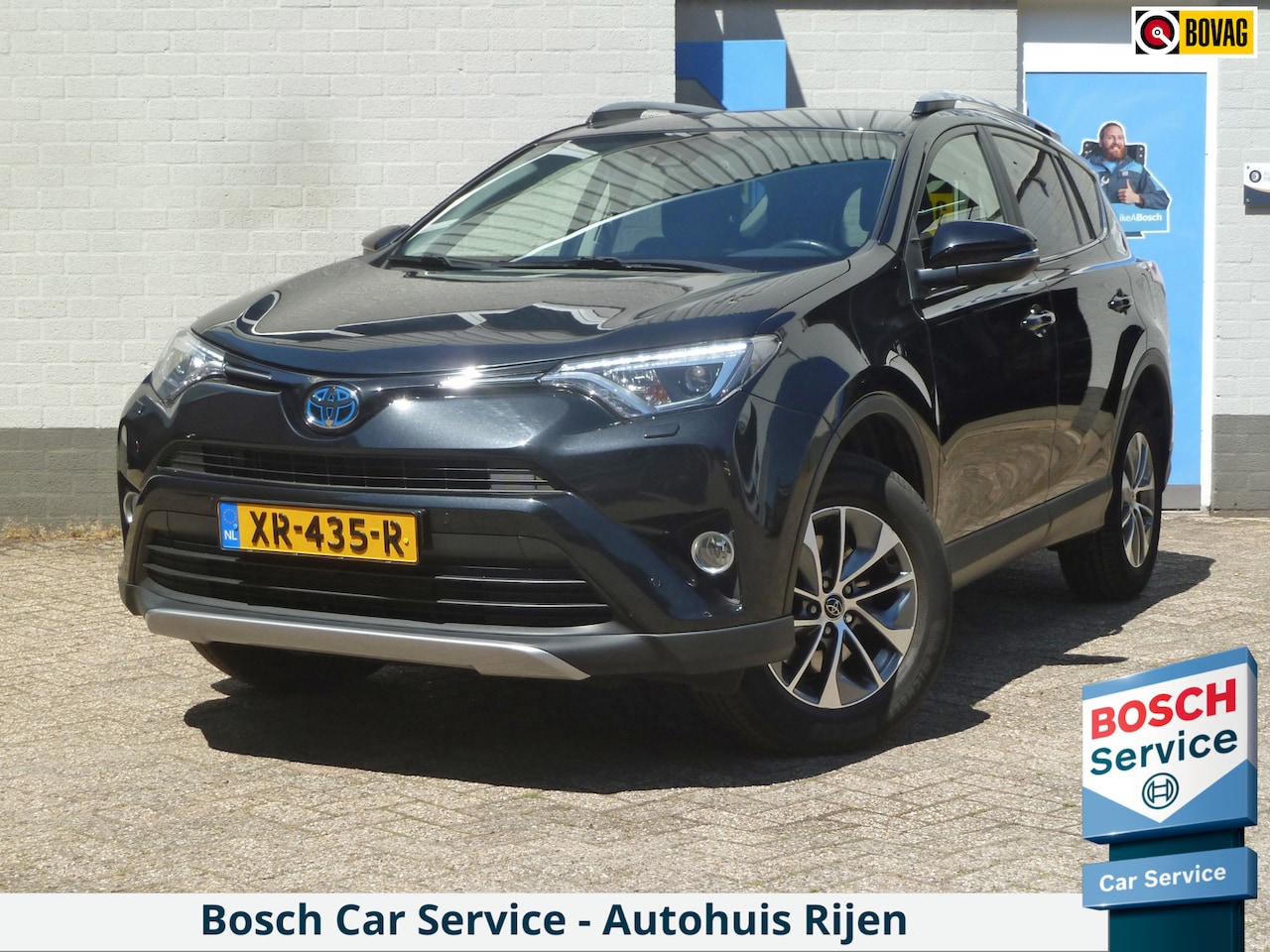 Toyota RAV4 - 2.5 Hybrid|Camera|Elektr.Achterklep|Trekhaak|Lane-Assist|Dealer-onderhouden|49.500km - AutoWereld.nl