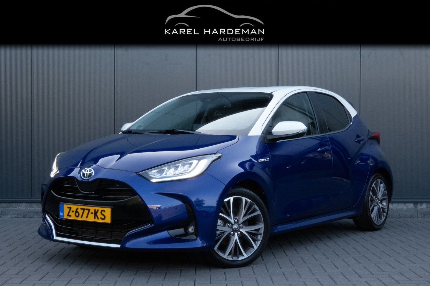 Toyota Yaris - 1.5 Hybrid 115 First Edition | JBL | Head Up | ACC | Leder | - AutoWereld.nl