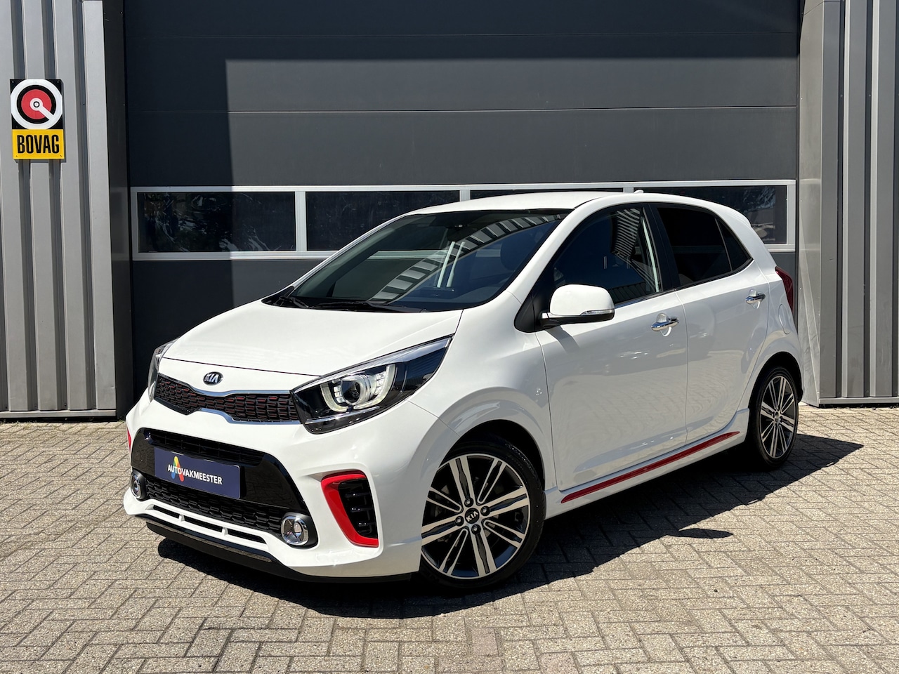Kia Picanto - 1.2 CVVT GT-Line Automaat | Navi | Camera | Carplay/Android | Cruise & Climate Control | Z - AutoWereld.nl