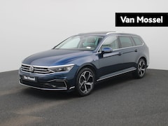 Volkswagen Passat Variant - 1.4 TSI PHEV GTE Business 218 PK| Dealeronderhouden | Panoramadak | Navigatie Pro | Trekha