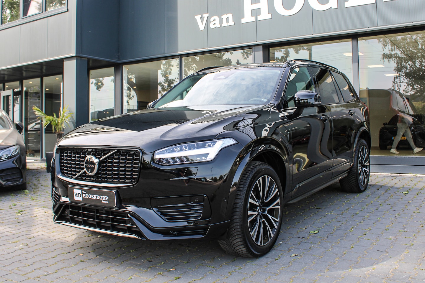 Volvo XC90 - 2.0 T8 Recharge AWD P. Bright NAVI CARPLAY H&K 7p. - AutoWereld.nl