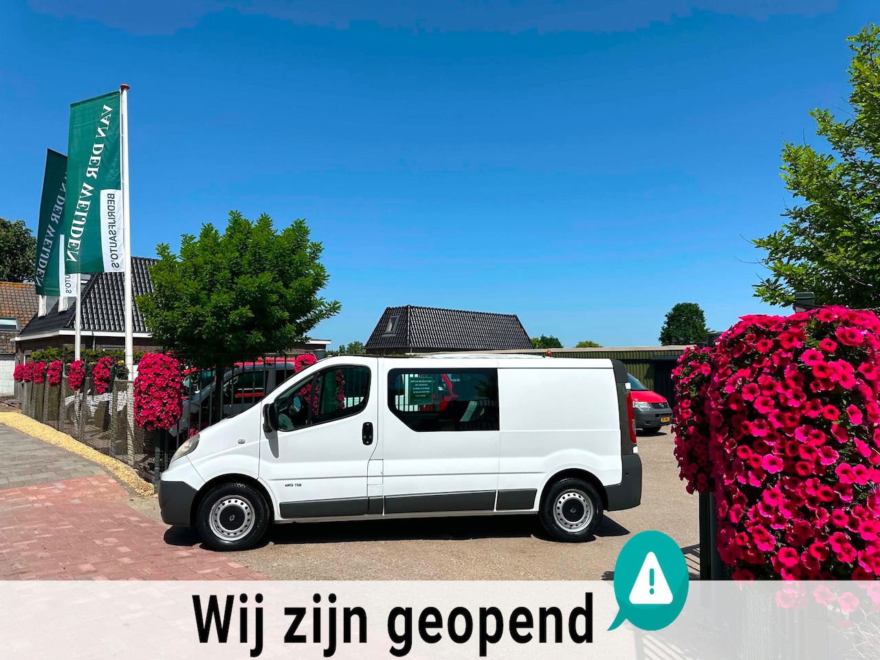 Renault Trafic - 2.0 dCi T29 L2H1 DC Eco 6 Persoons - AutoWereld.nl