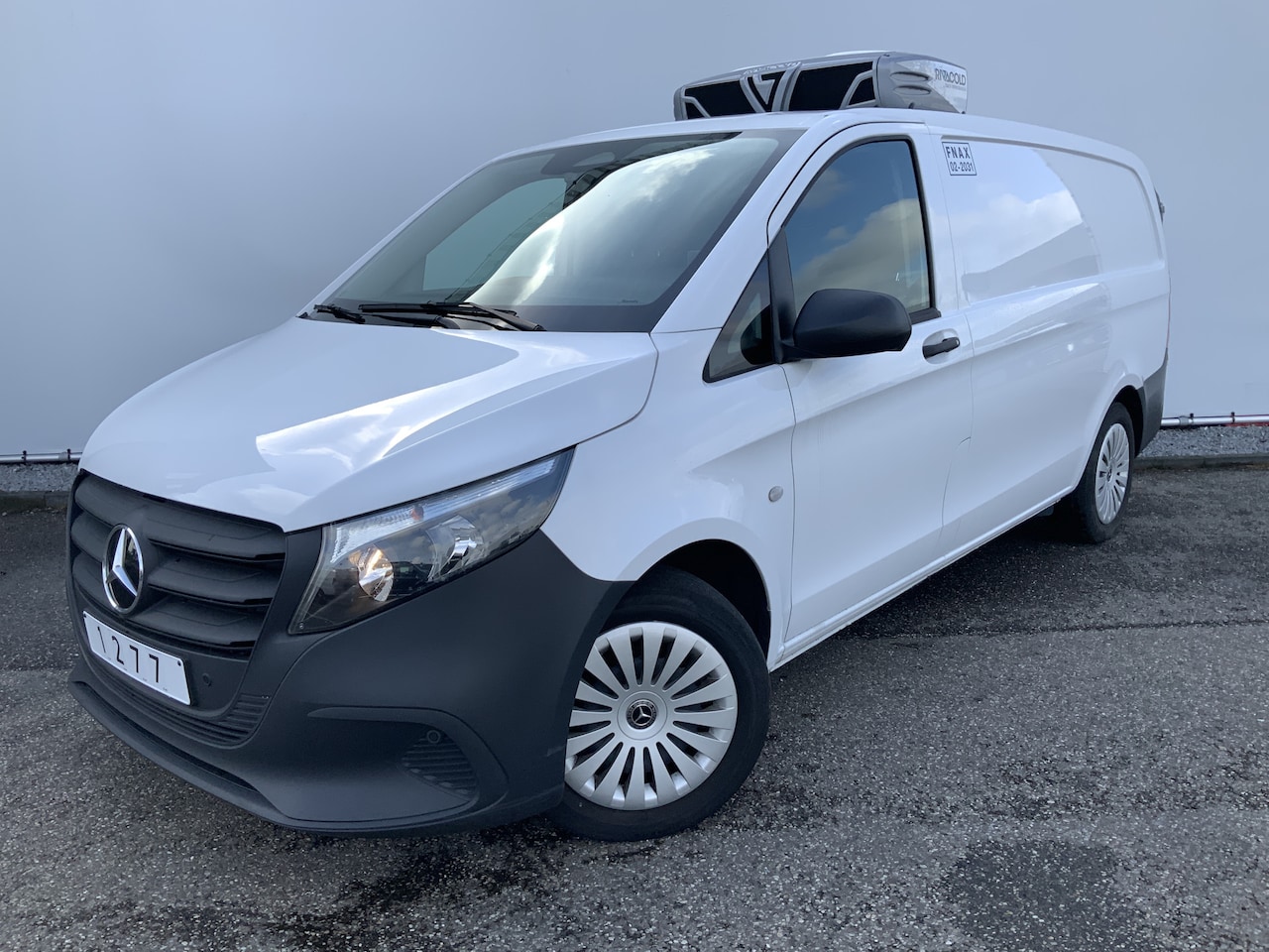 Mercedes-Benz Vito - 114 CDI L2 Pro Vries/Koelauto Werkt 100% Min 15 gr Onder Nul .Navi Airco Cruise ,3 Zits Ca - AutoWereld.nl