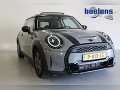 MINI Cooper S - 2.0 Essential | PANO-DAK | NAVIGATIE | 16'LMV | AIRCO | 180PK | LED | CARPLAY | PDC-A |